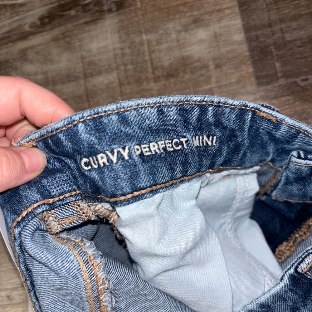 American Eagle Outfitters Blue Distressed Denim Mini Skirt - Picture 3 of 3